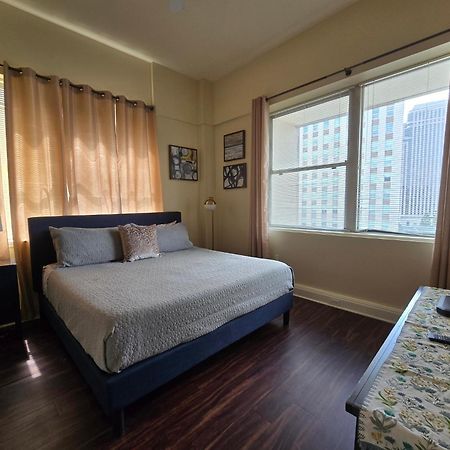 Amazing Condos Beautiful View 2 Blocks To French Quarter, Small Rooftop Pool, Gym, Seanger Theater, Super Dome, And Bourbon St Nova Orleães Quarto foto