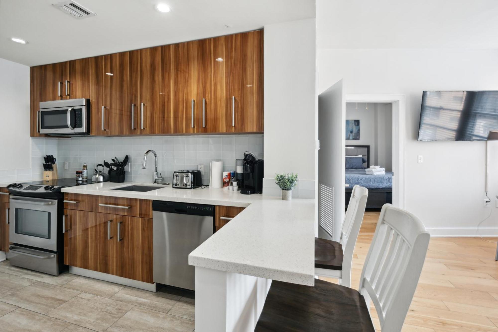 Amazing Condos Beautiful View 2 Blocks To French Quarter, Small Rooftop Pool, Gym, Seanger Theater, Super Dome, And Bourbon St Nova Orleães Quarto foto