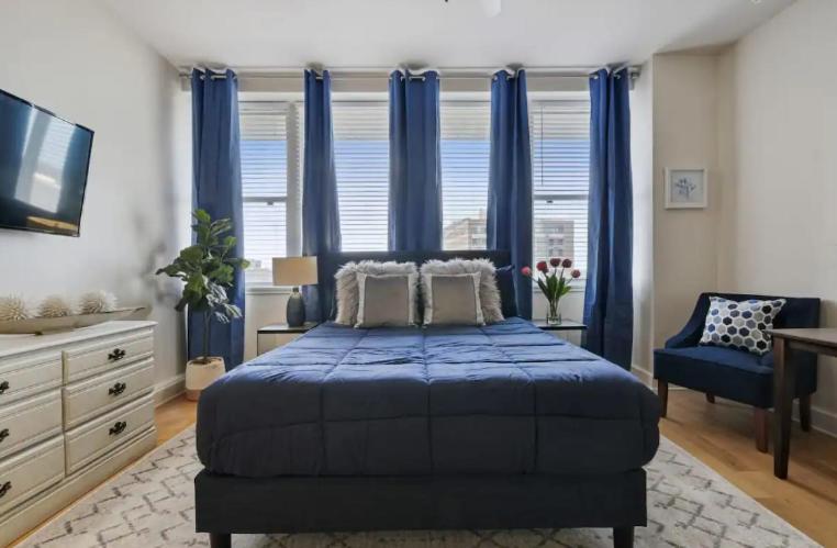 Amazing Condos Beautiful View 2 Blocks To French Quarter, Small Rooftop Pool, Gym, Seanger Theater, Super Dome, And Bourbon St Nova Orleães Exterior foto