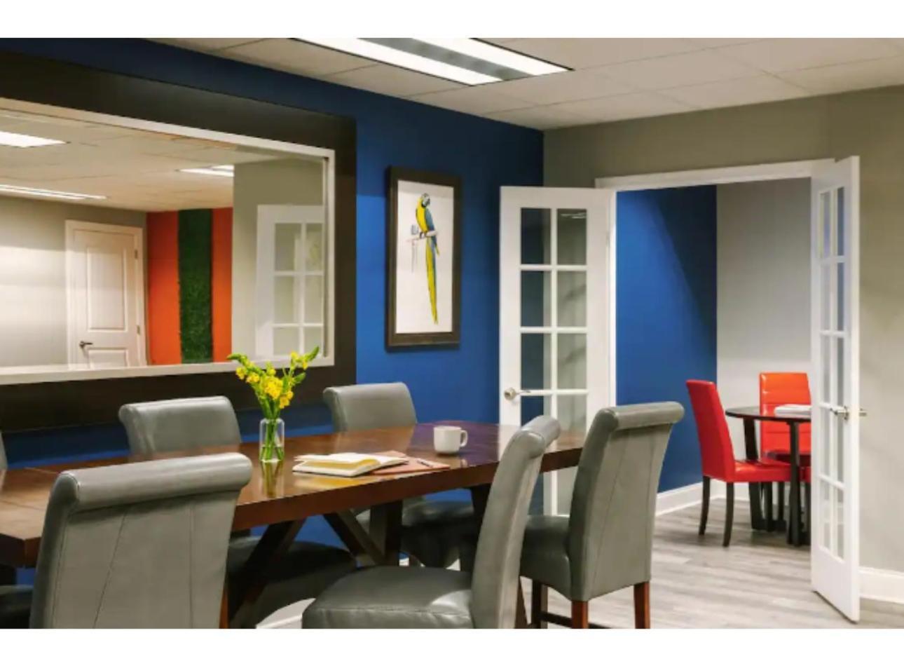 Amazing Condos Beautiful View 2 Blocks To French Quarter, Small Rooftop Pool, Gym, Seanger Theater, Super Dome, And Bourbon St Nova Orleães Exterior foto
