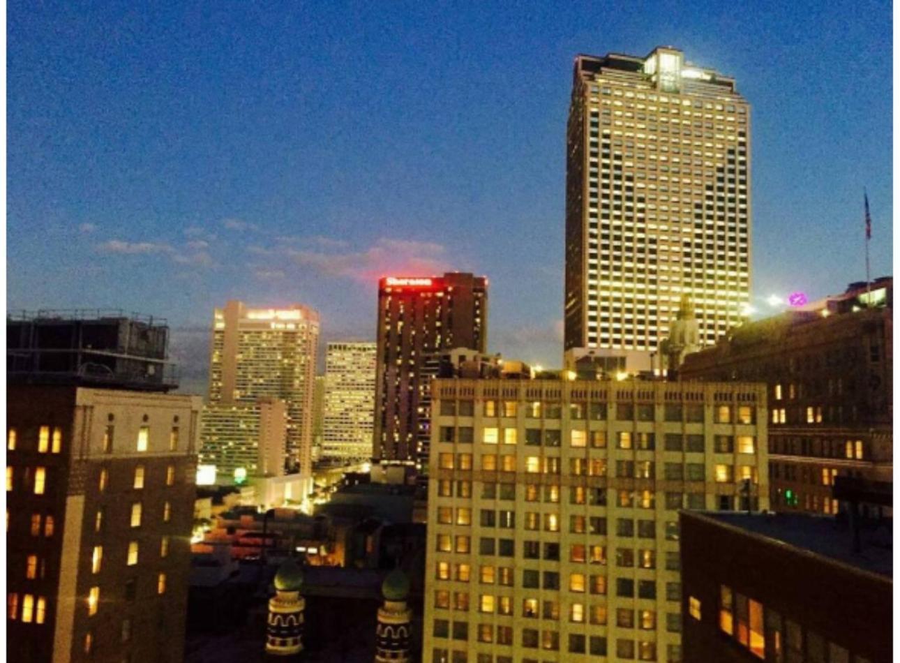 Amazing Condos Beautiful View 2 Blocks To French Quarter, Small Rooftop Pool, Gym, Seanger Theater, Super Dome, And Bourbon St Nova Orleães Exterior foto